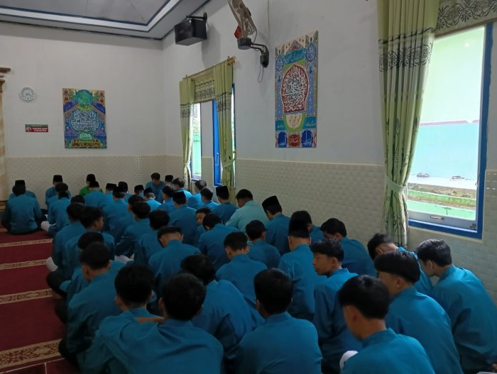 Yasinan Setiap Pagi Jumat Jadi Agenda Rutin Man 2 Kerinci