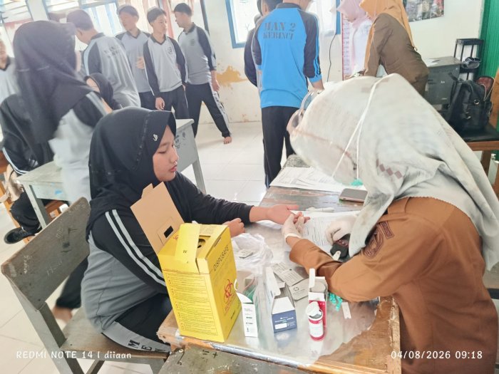 Sinergi Bersama Puskesmas Kemantan, MAN 2 Kerinci Gelar Cek Kesehatan Gratis untuk Siswa Sinergi Bersama Puskesmas Kemantan, MAN 2 Kerinci Gelar Cek Kesehatan Gratis untuk Siswa